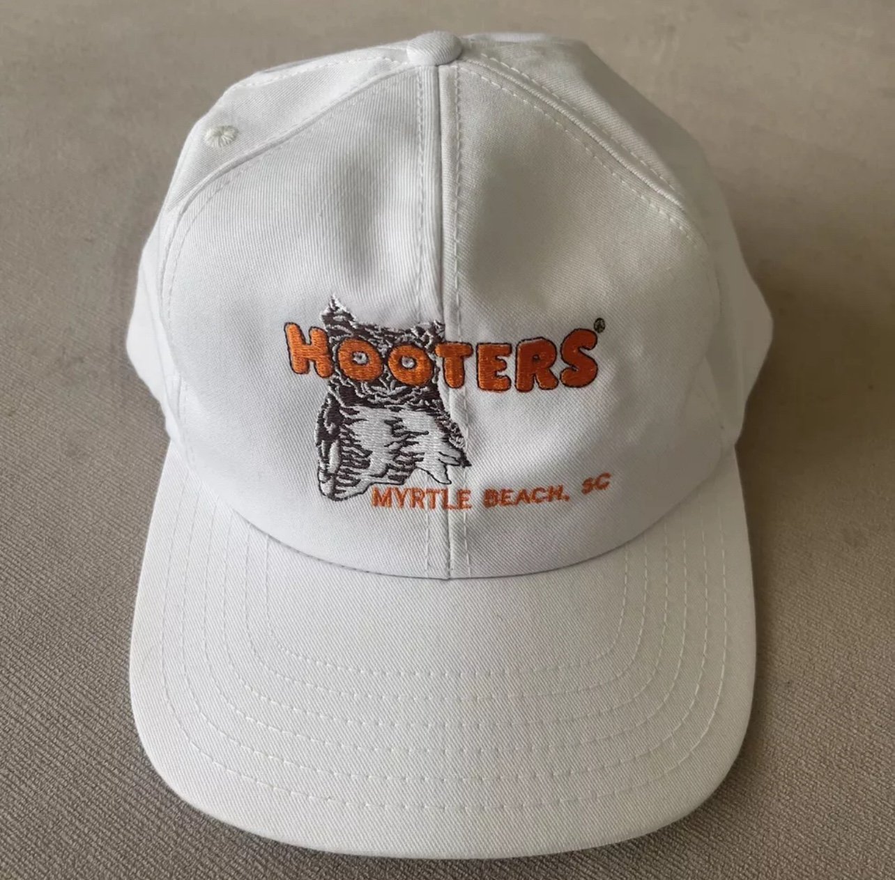 Vintage Hooters MYRTLE BEACH SC Snapback USA Made Embroidered 90s Cap White EUC