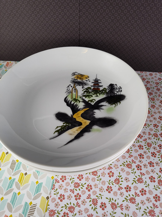 Vintage Tokai China Nagoya, Japan Soup/Salad Bowl Set/4, Like New CLEAN