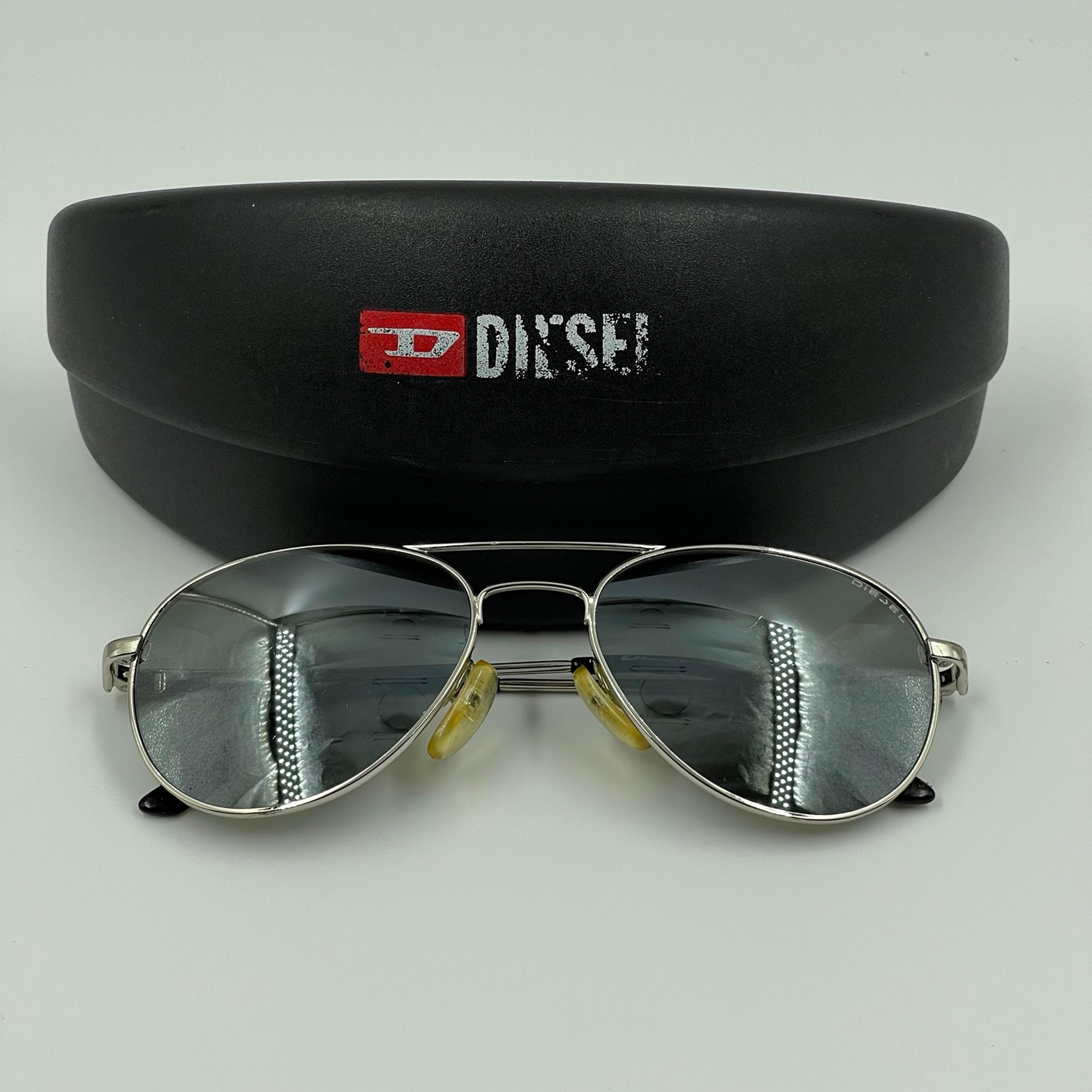 Vintage Y2K Diesel Aviator Sunglasses 010 Express Mirror Gray Tint Unisex w Case