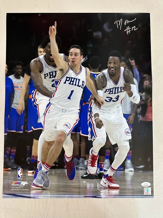T.J. McConnell signed autographed Philadelphia 76ers 16x20 Photo JSA