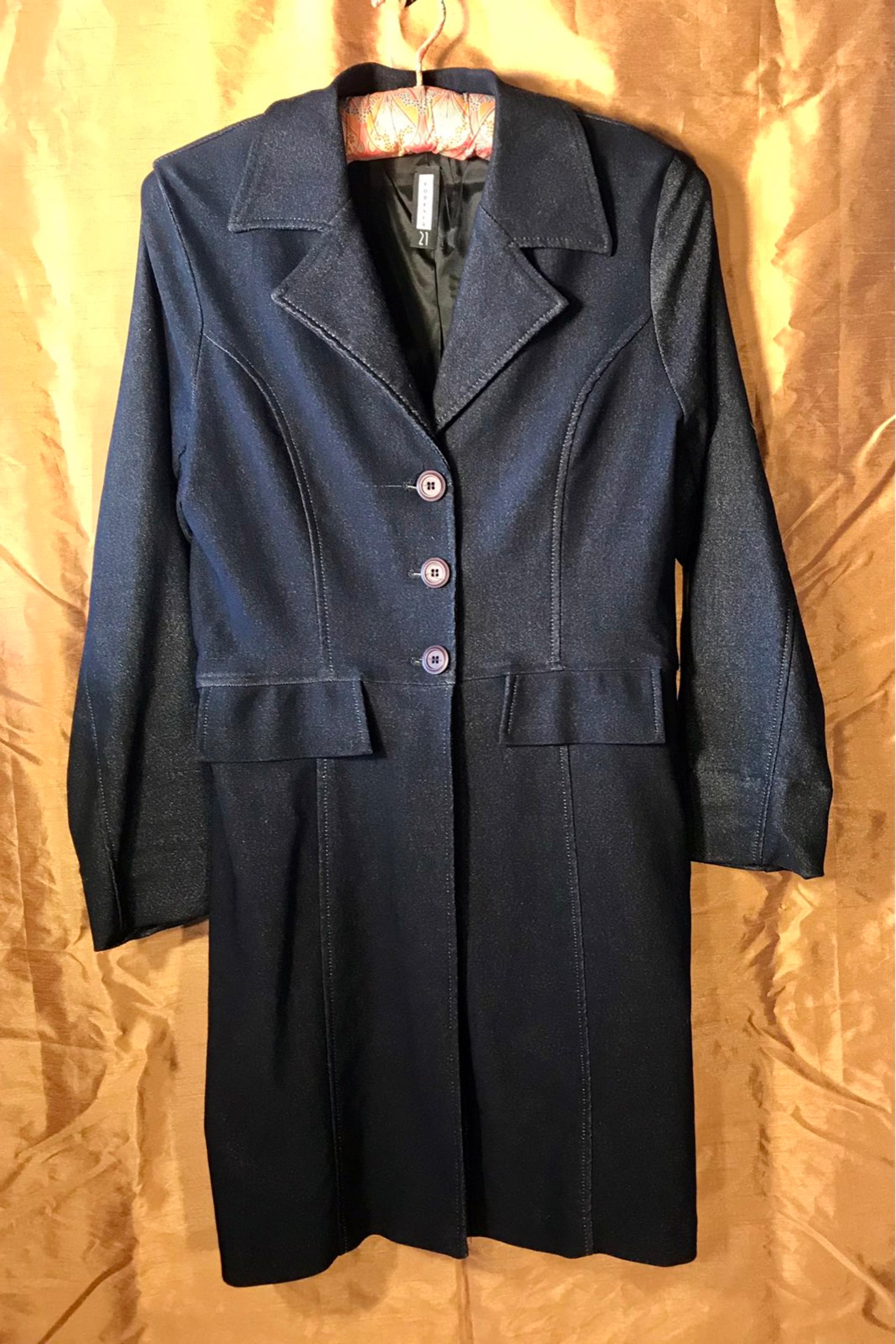 Womens-Size Med-Long Coat