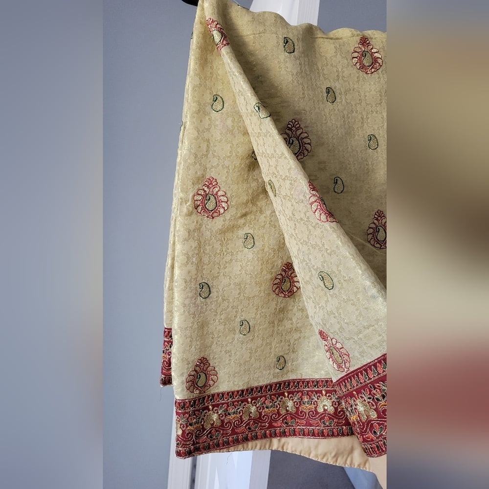 Golden saree with blouse