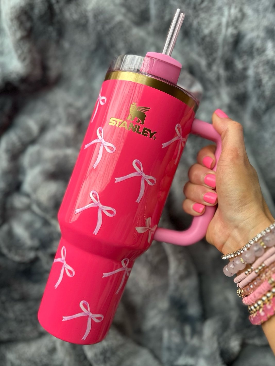 Stanley 40oz PINK PARADE Custom “PINK BOW” Tumbler/BNIB/BNWT/Fast Shipping!