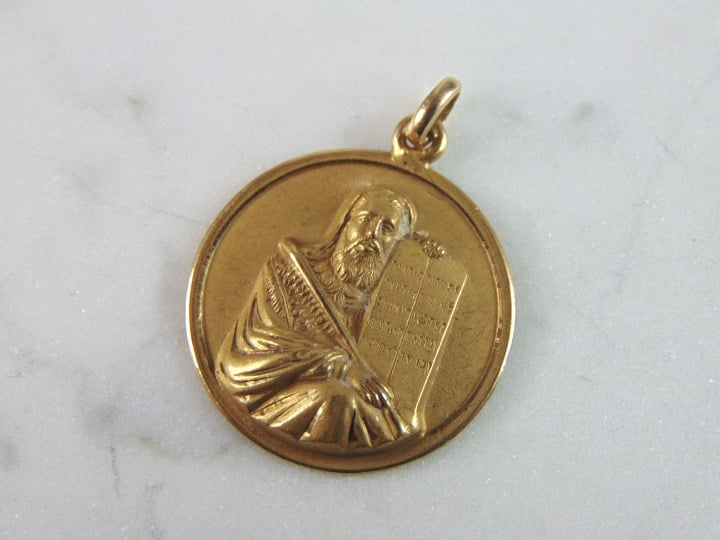 14K Yellow Gold Religious Moses Pendant 3.2g E2394