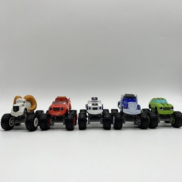 Mattel Blaze & The Monster Machines Diecast Truck 5 Lot Pickle Darington Horn