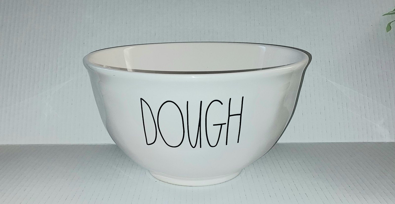 Rae Dunn bowl .