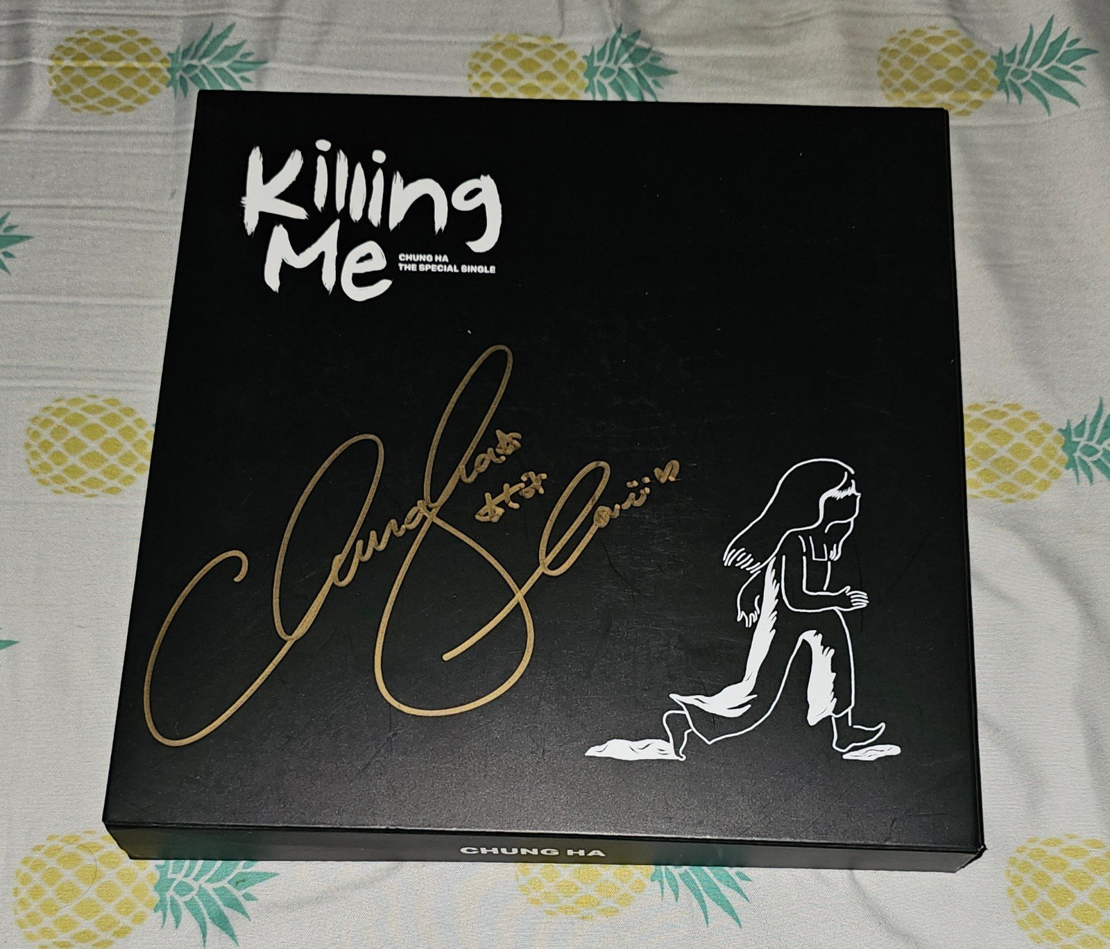 Chungha Killing Me Signed Album