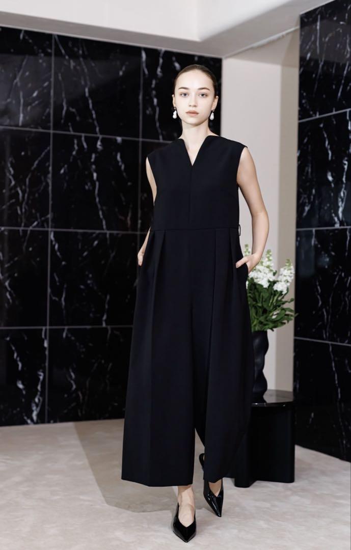HEVE Heybe Heart Neck Jumpsuit 36