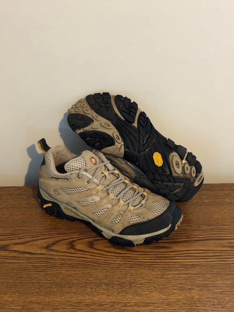 Merrell Moab Ventilator Taupe Hiking Shoes Women’s Sz 8.5 Vibram Lace up J86612