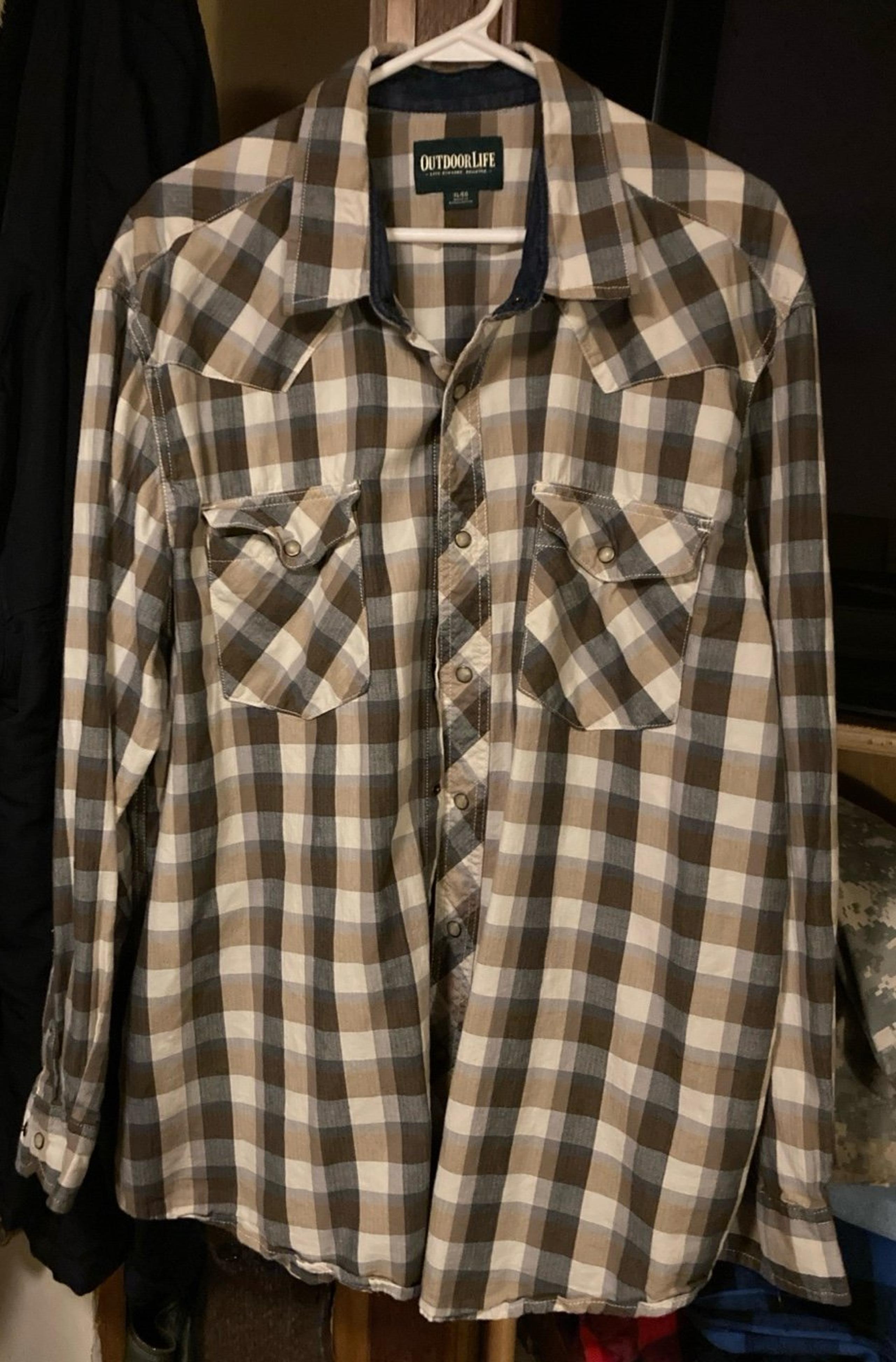 Men’s XL outdoor life button up shirt