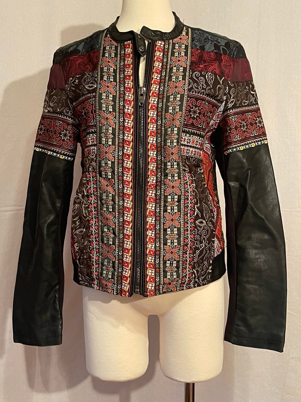 Women's Chelsea Violet jacket