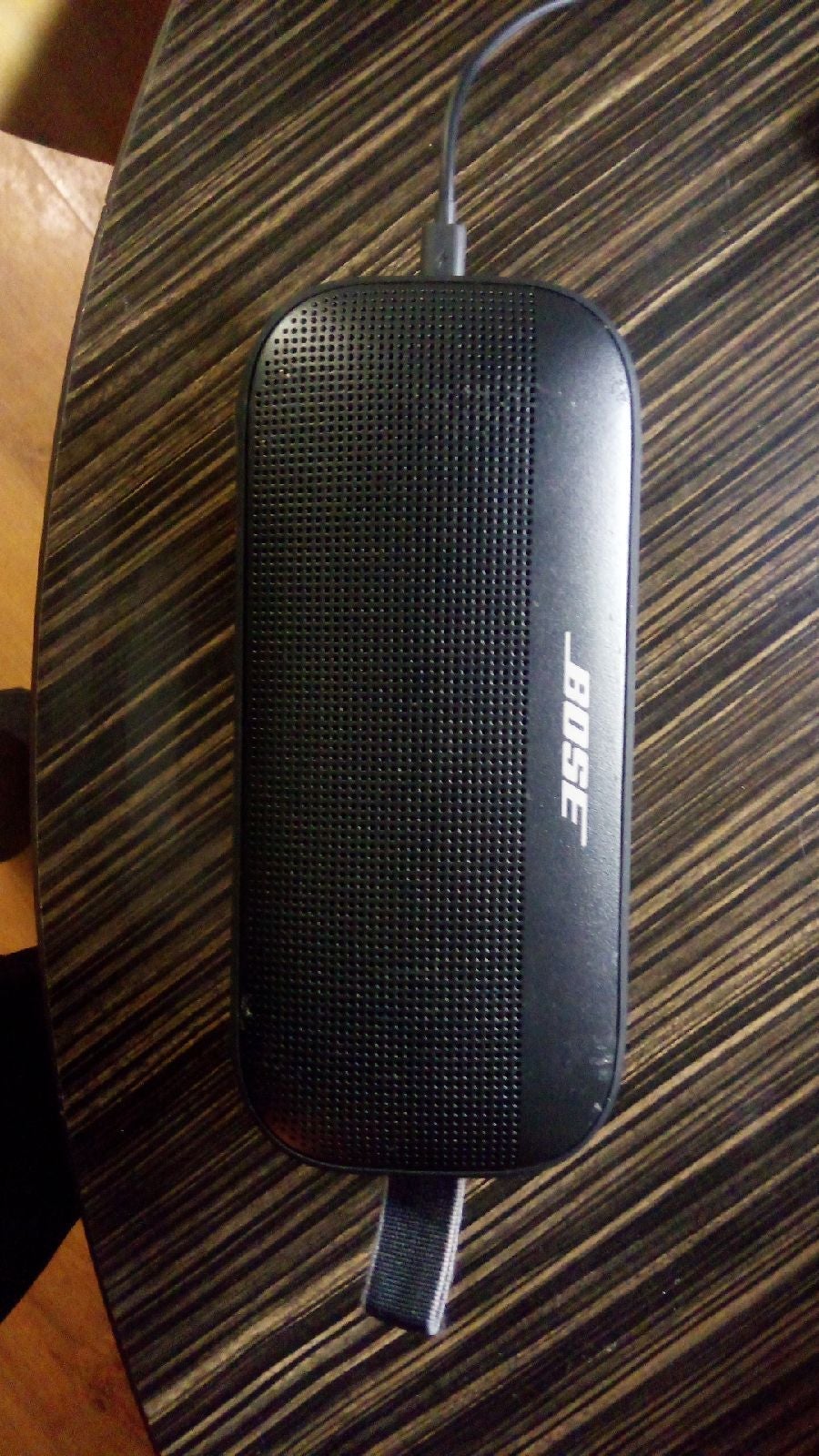 Bose black bluetooth speakers