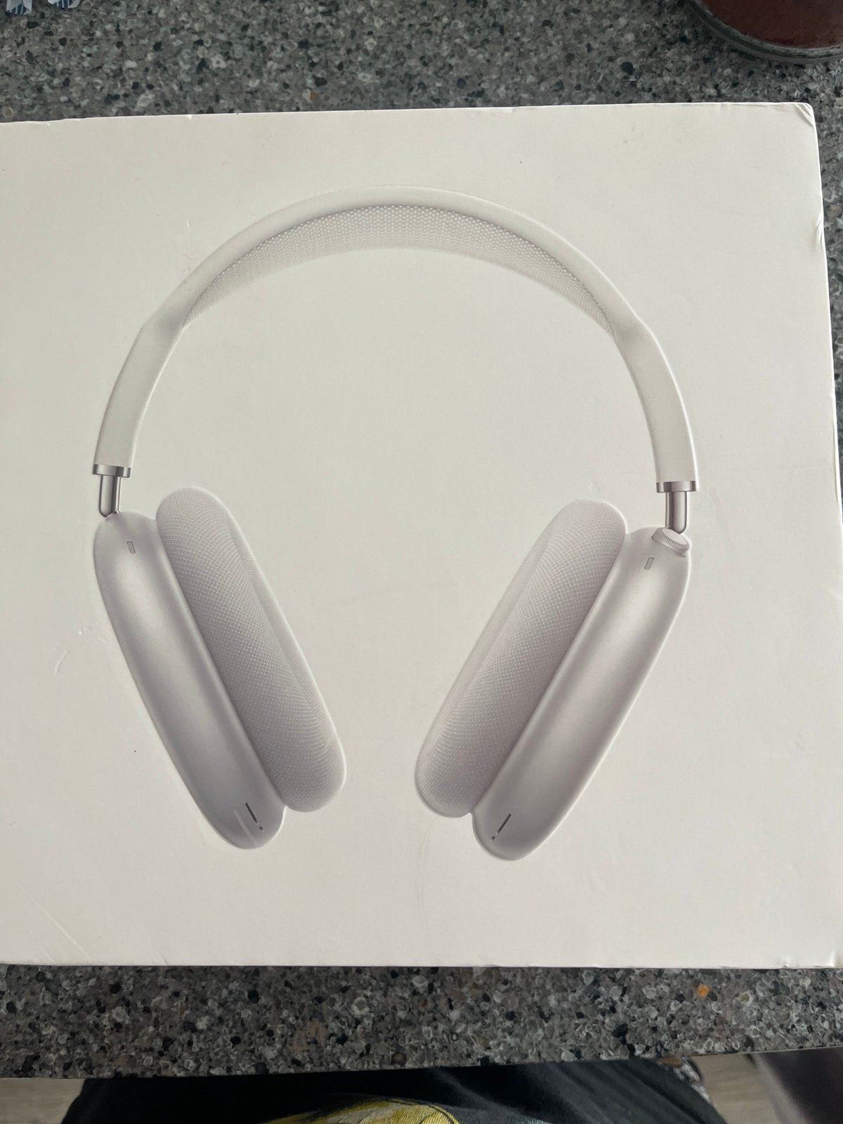 airpod maxes