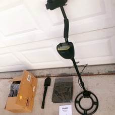 Brand new metal detector