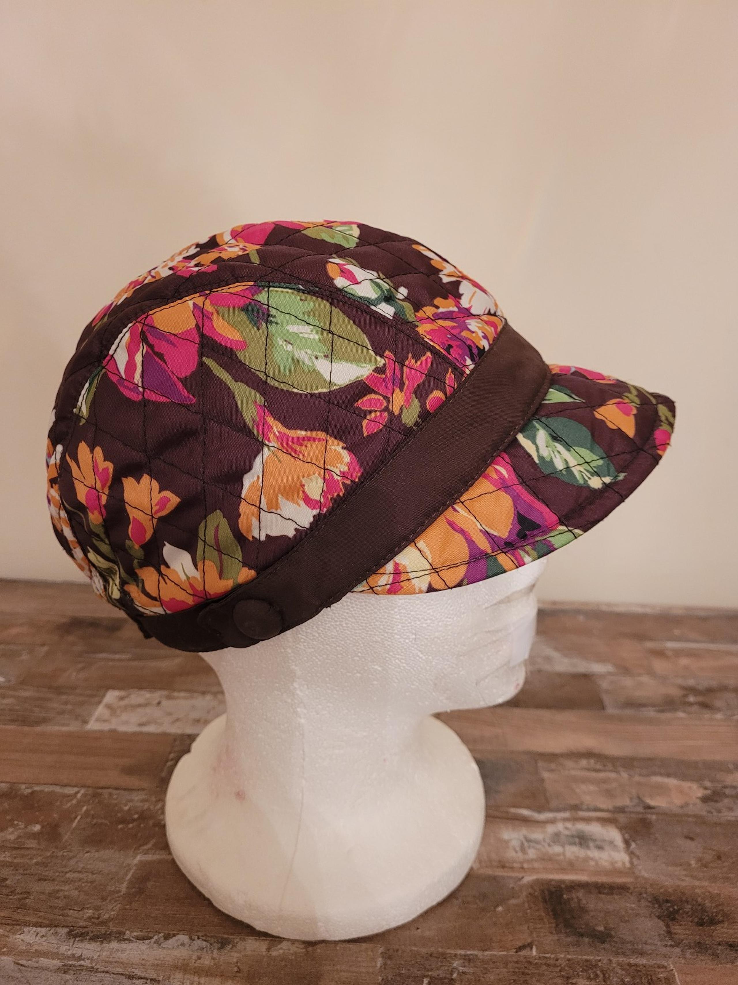 Vera Bradley women reversable hat cap