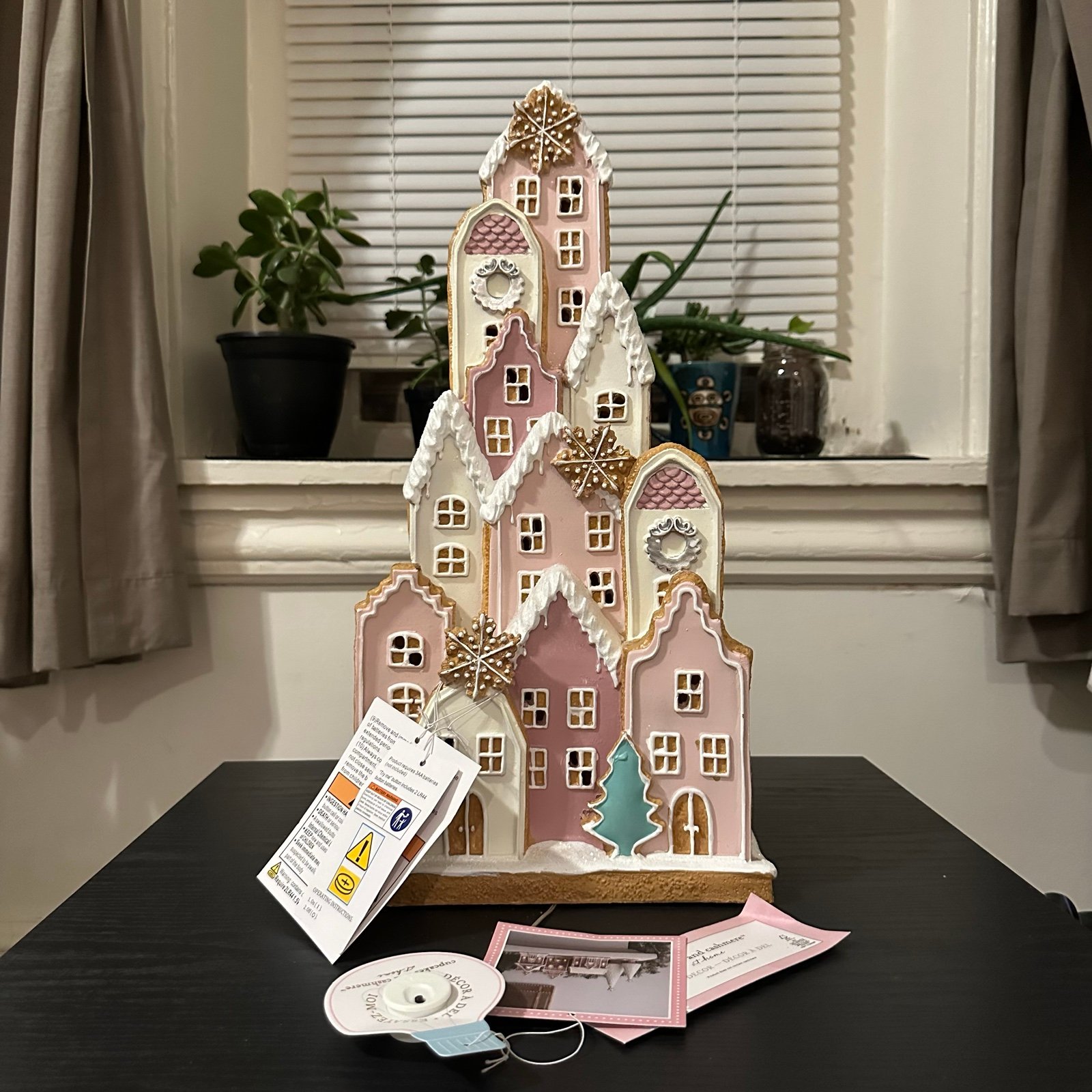 2024 Christmas Cupcakes & Cashmere Shades of Pink LED Flat Gingerbread House