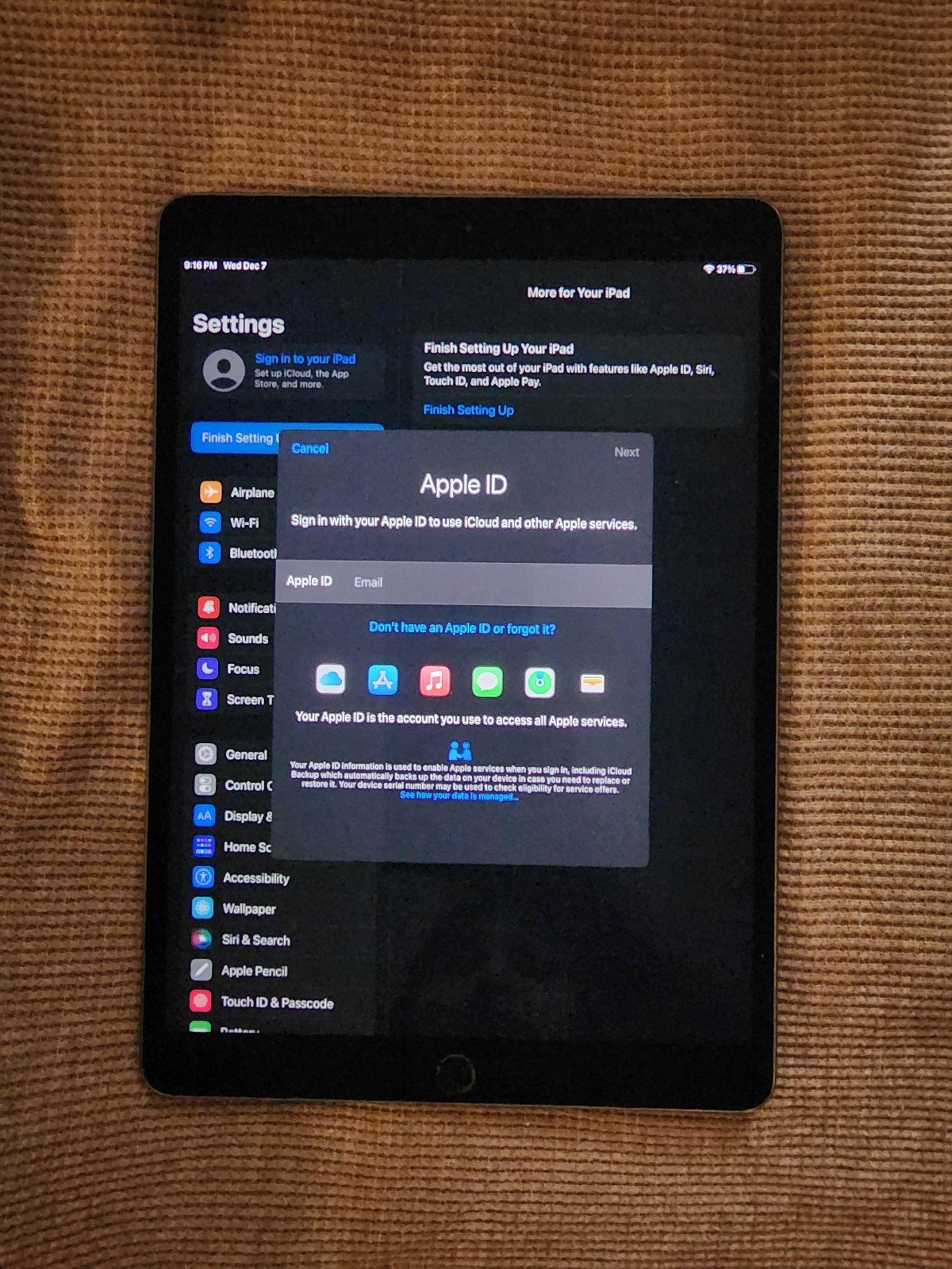 Apple iPad 8th Generation 128 GB
