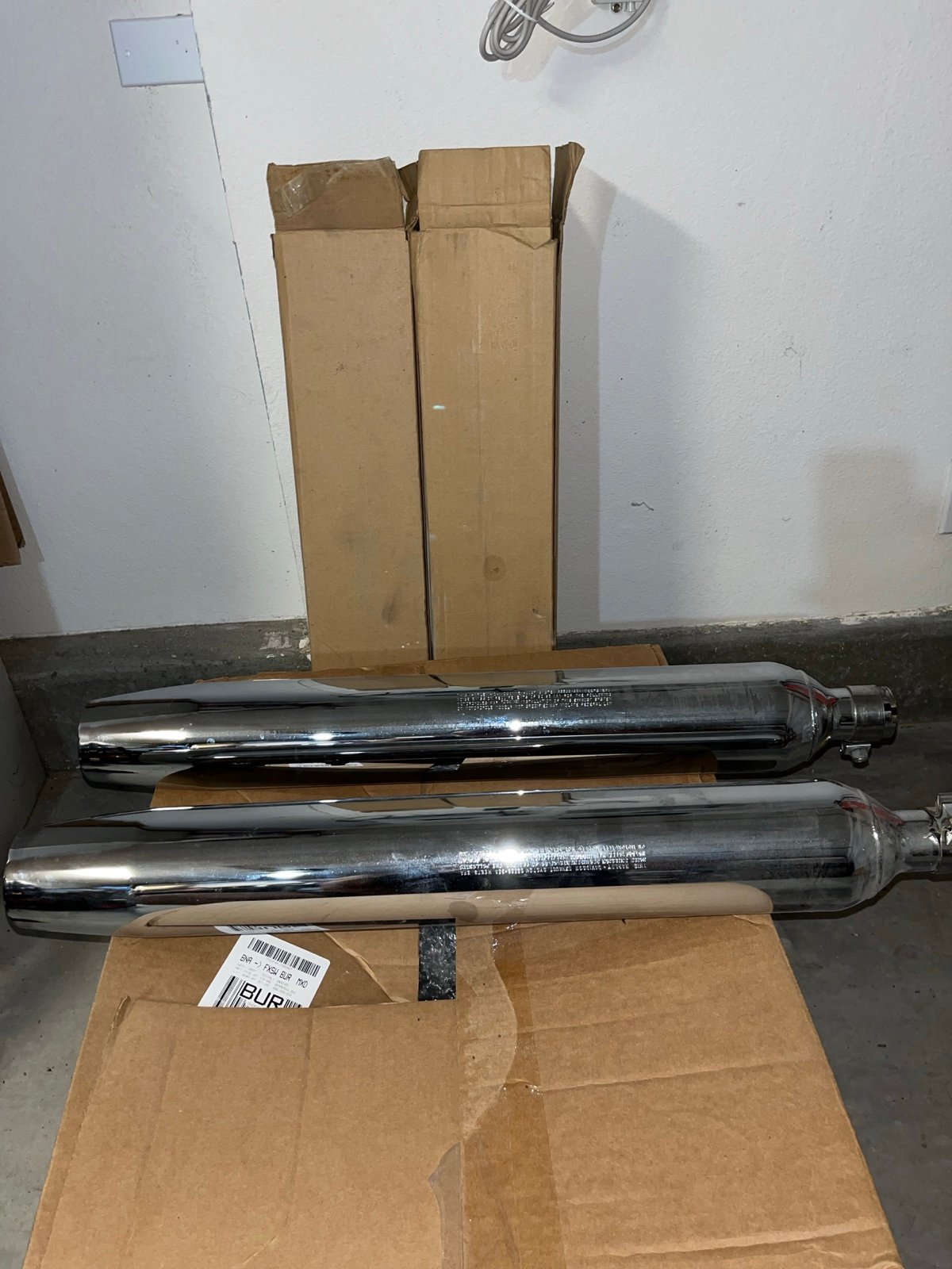 New Genuine HARLEY DAVIDSON 65538-95A & 65539-95A Touring Exhaust