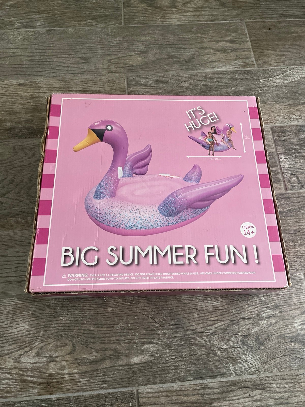 Swan float