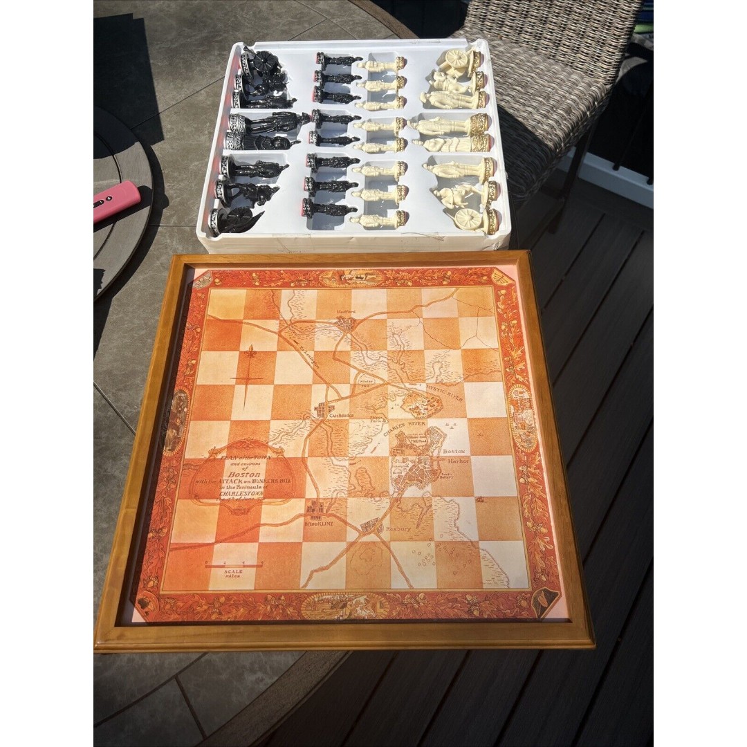 Rare Battle Of Bunker Hill Revolutionary War Style Chess Set With Board 18”