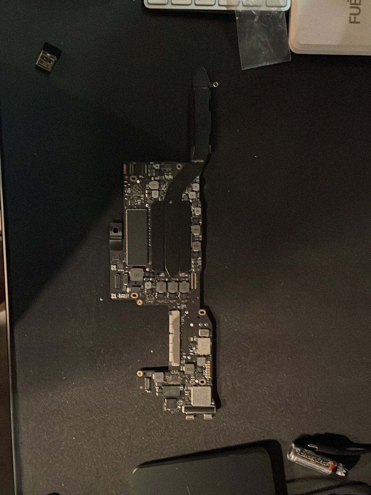 Apple logicboard for model a1709 13inch MacBook Pro TESTED AND Functional