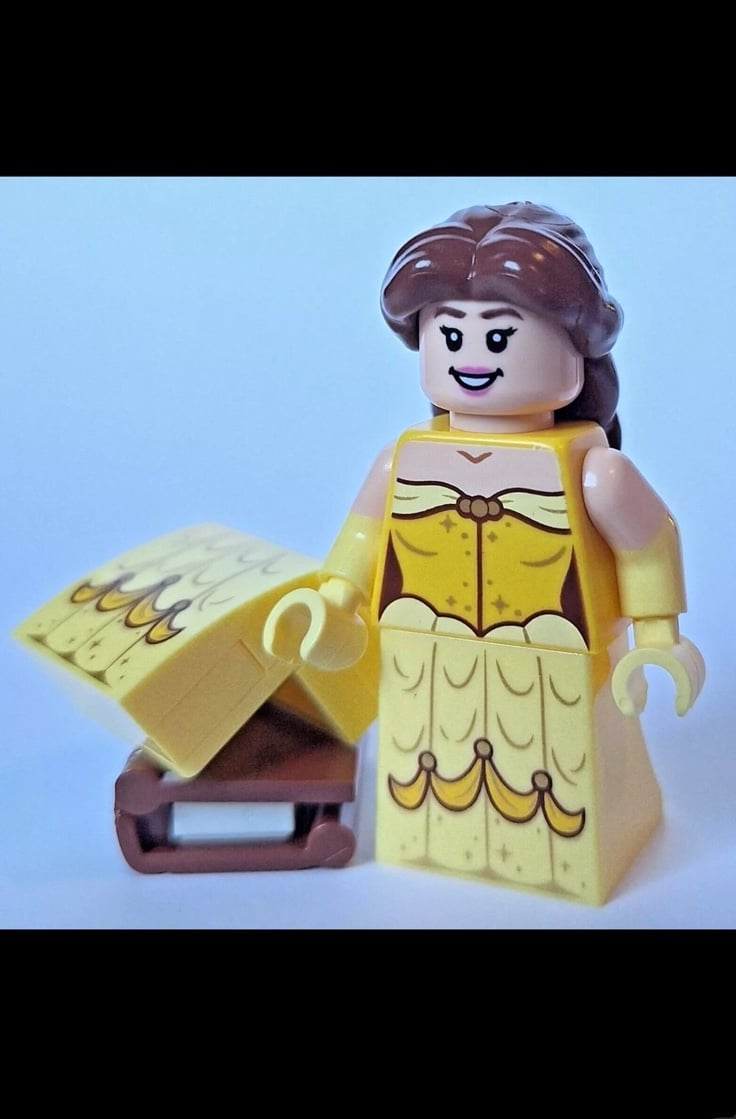 LEGO Disney Belle with all accessories (43263) Brand New