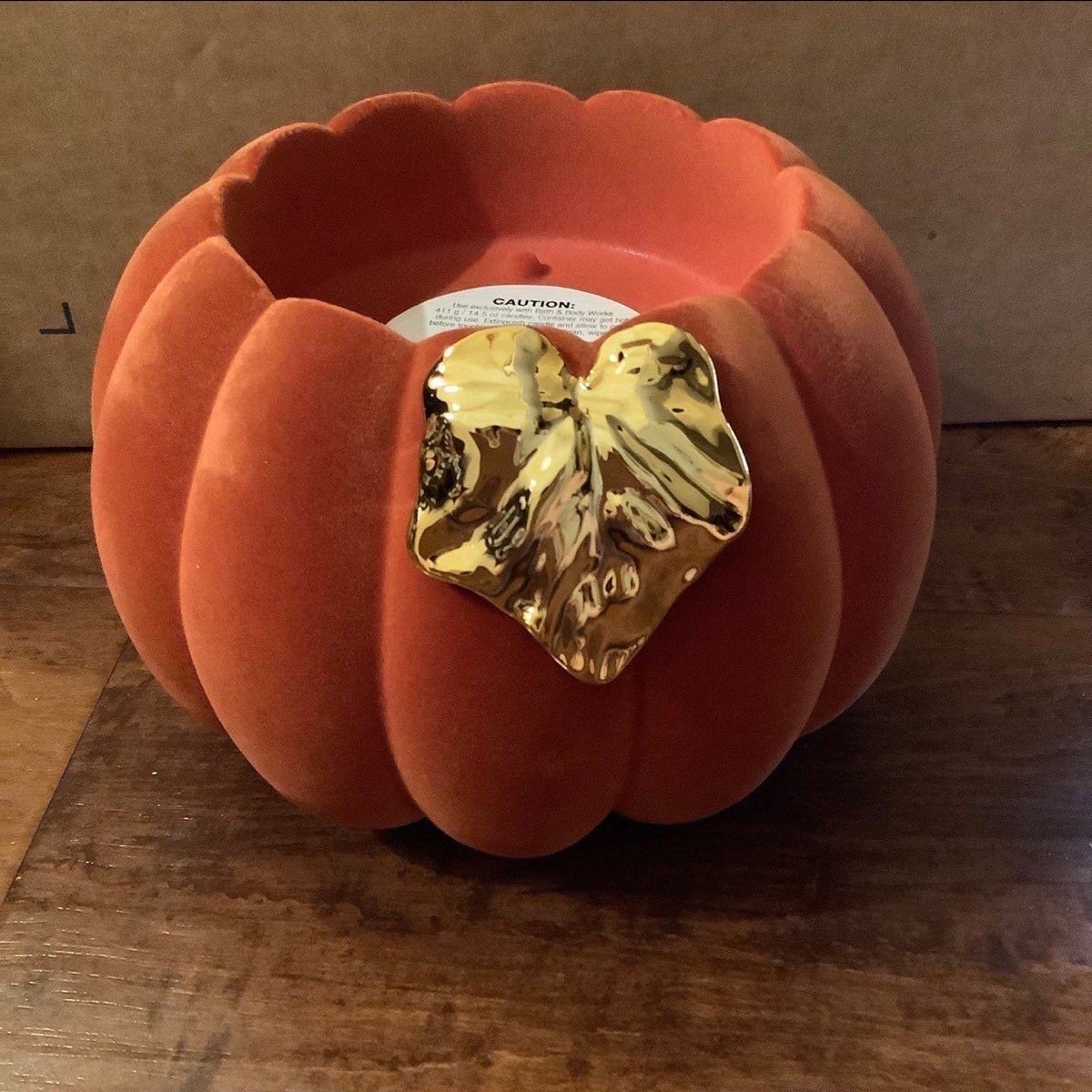 BBW FLOCKED PUMPKIN PEDESTAL