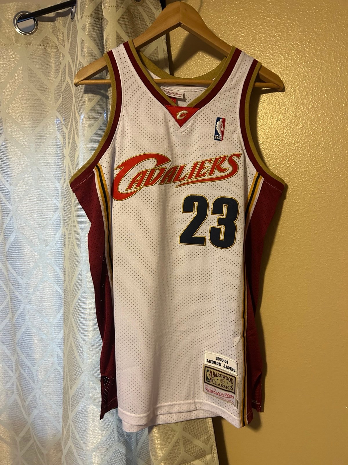 2003-2004 LeBron James Cavaliers Jersey Hardwood Classics Mitchell & Ness