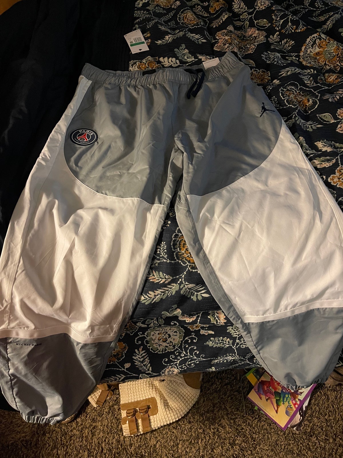 Jordan windbreaker pants