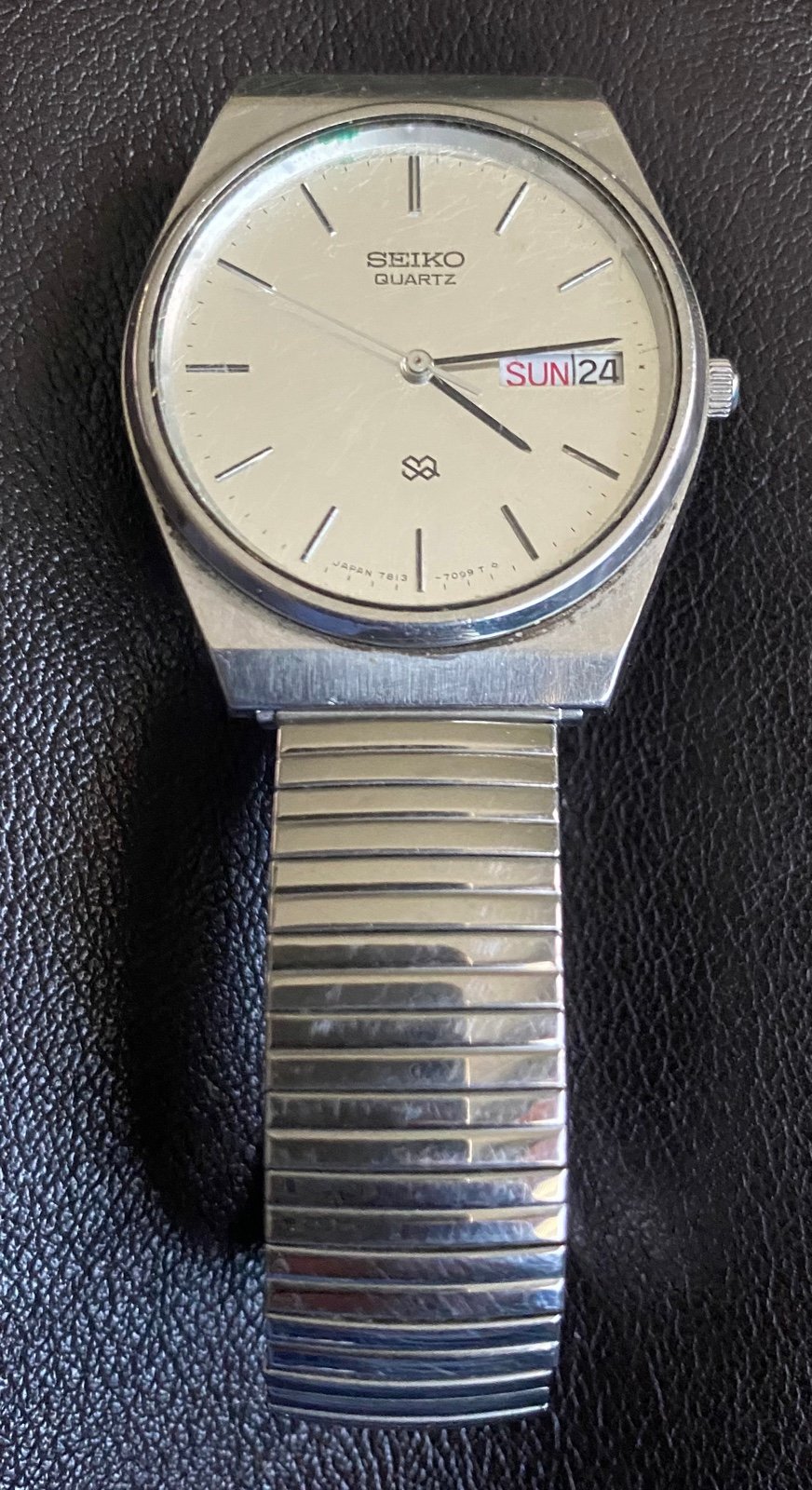 Bracelet Seiko Mens Date Wrist Watch