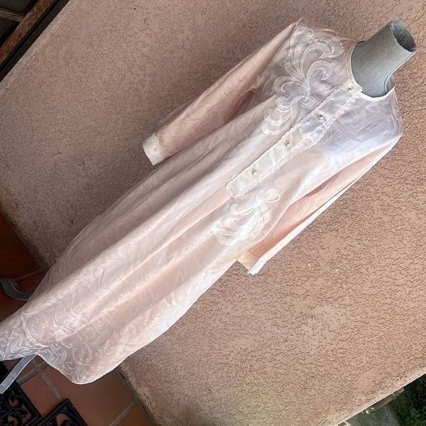 Natori nightgown soft pink white applique vintage large petite Saks Fifth Avenue