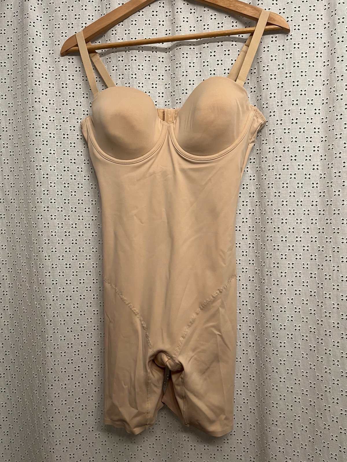 Shapellx Shapewear Bodysuit (size M)