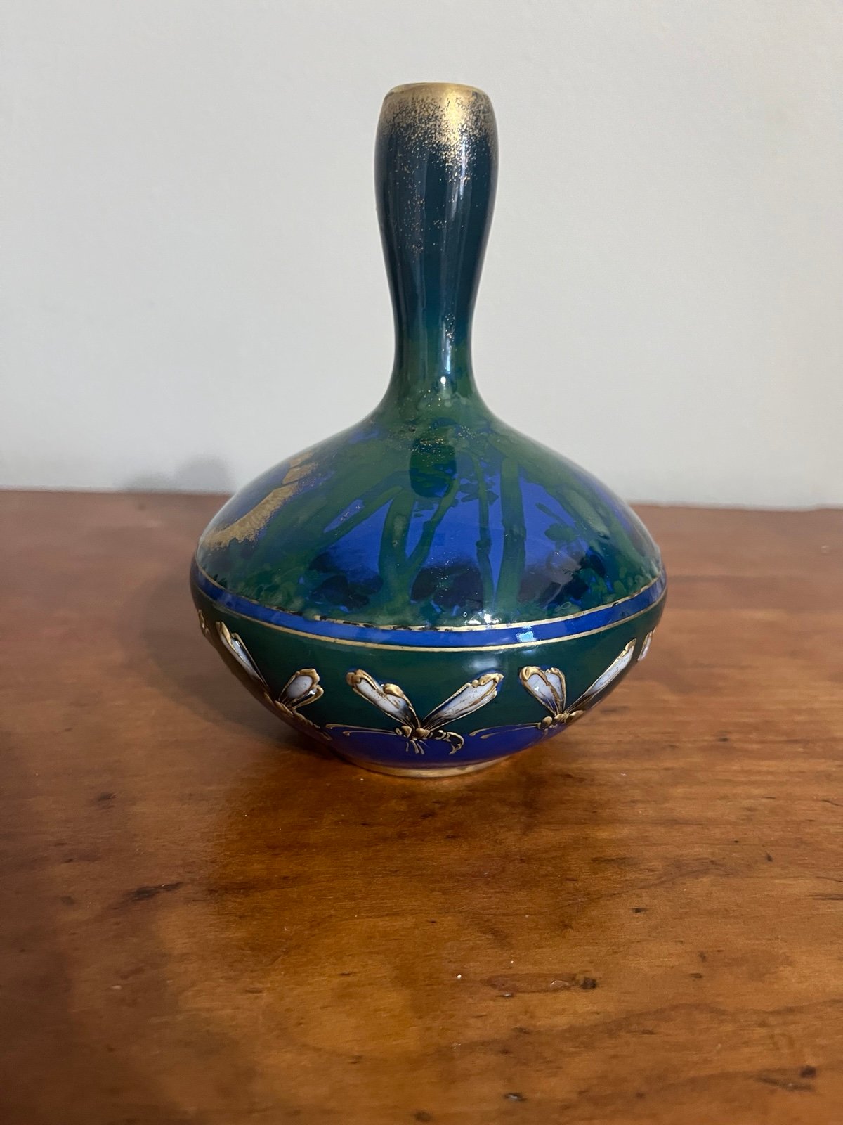 Art Nouveau Turn-Teplitz Bohemia Porcelain Bud Vase – Wasp Motif