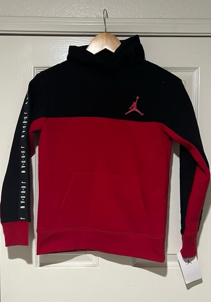 NWT Nike Jordan-Flight Sideline Hoodie Boys Size M
