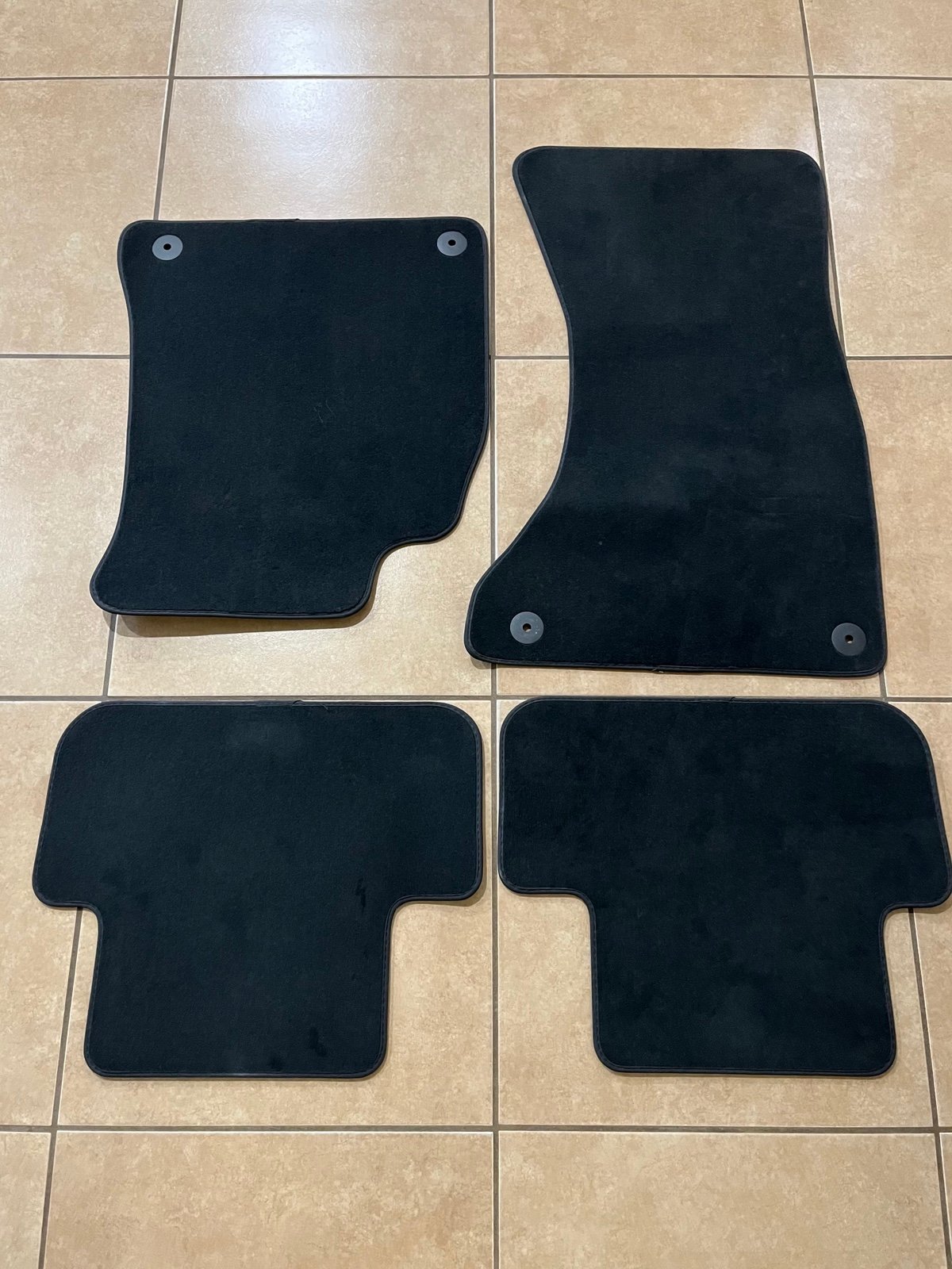 2009-2016 AUDI B8 A5 Front & Rear Floor Mats OEM 21702A 8K0 864 450 B QA5