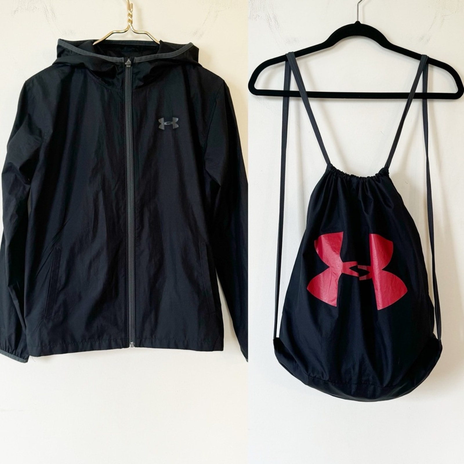 Under Armour Black Packable Windbreaker Rain Jacket into Drawstring Bag Youth L