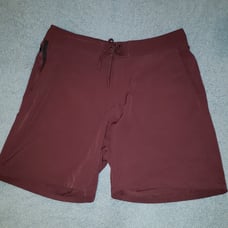 TEN THOUSAND Foundation 7 Shorts Men's Hybrid Boardshorts size M