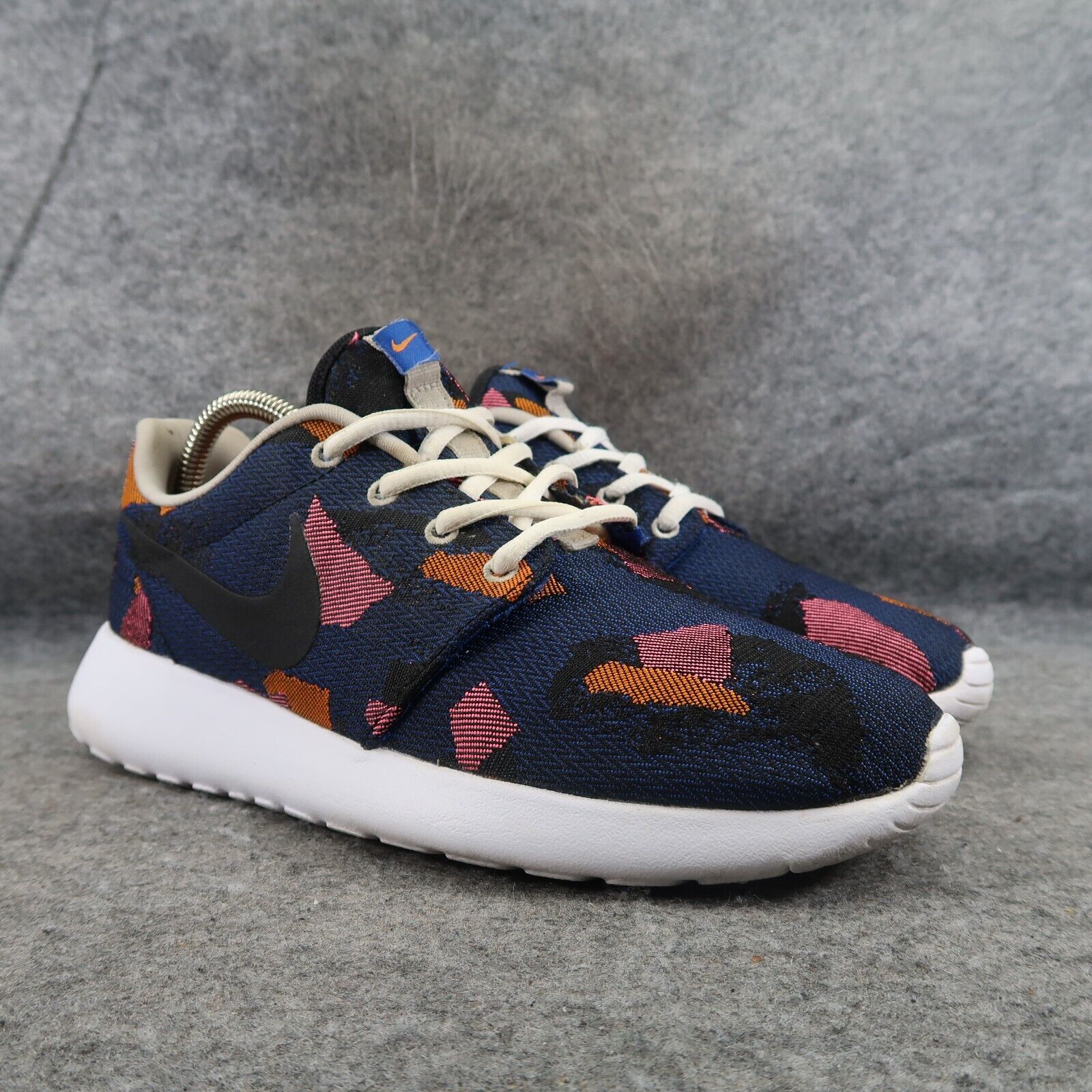Nike Shoes Womens 8.5 Sneakers Roshe One JCRD Print Athletic Lace Up Lifestyle