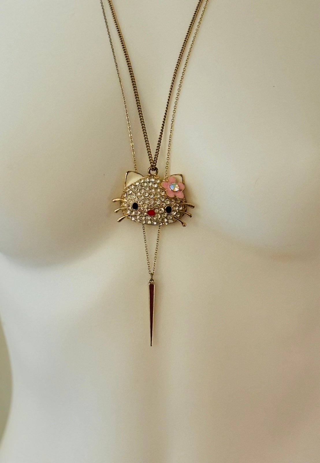 Unique Rhinestone Bling HELLO KITTY PENDANT on CHAIN