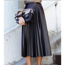 7 For All Mankind Pleated Vegan Faux Leather Midi Skirt - Black - Size Small