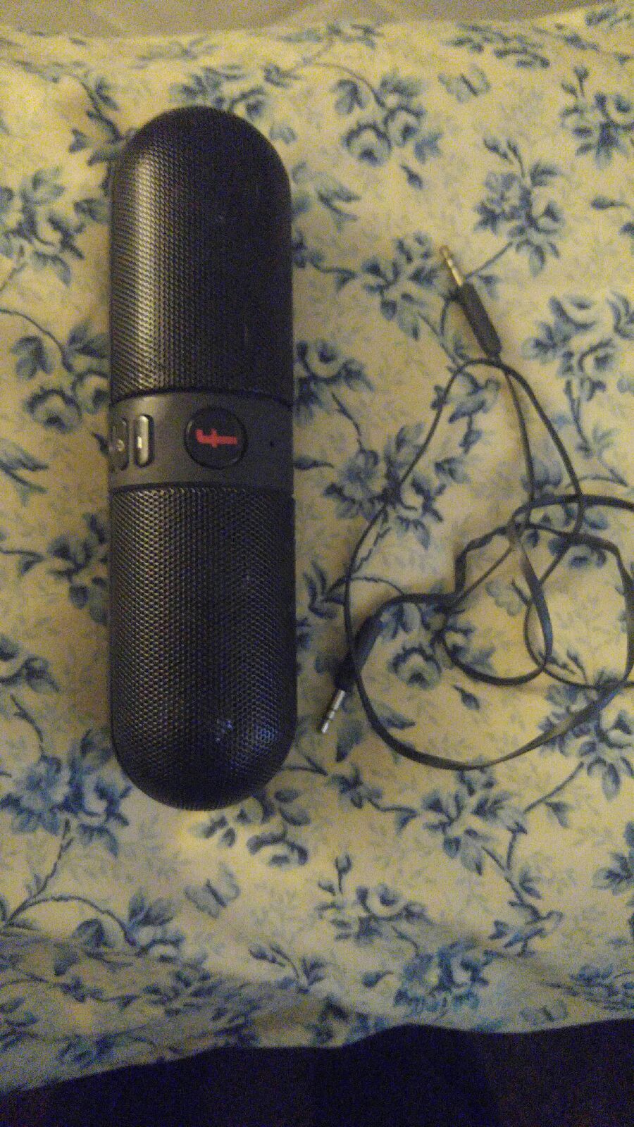 Bluetooth speaker ...