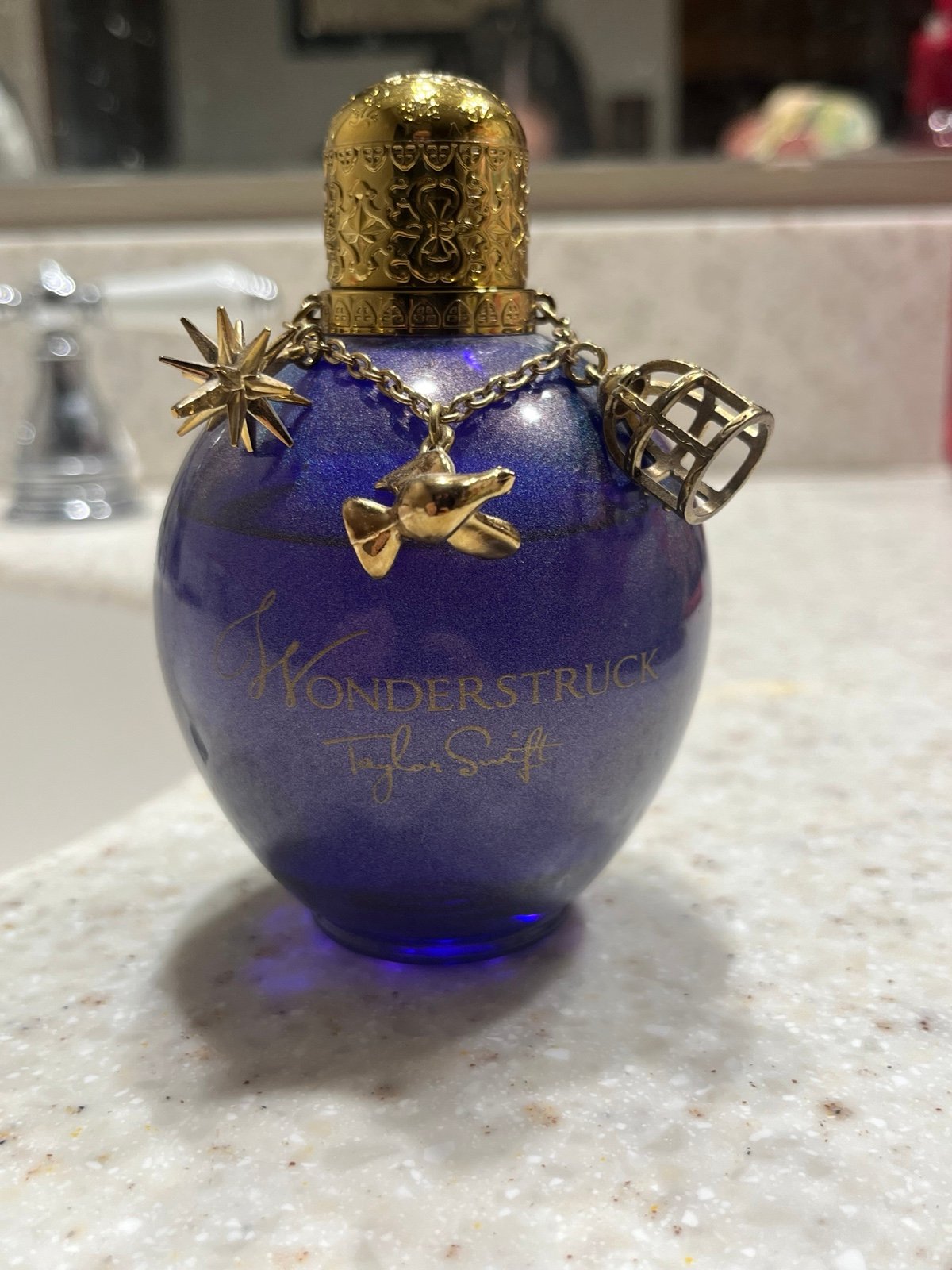 Taylor excellent Swift wonderstruck perfume