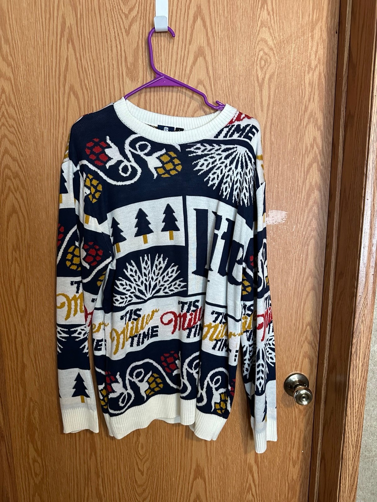miller light sweater