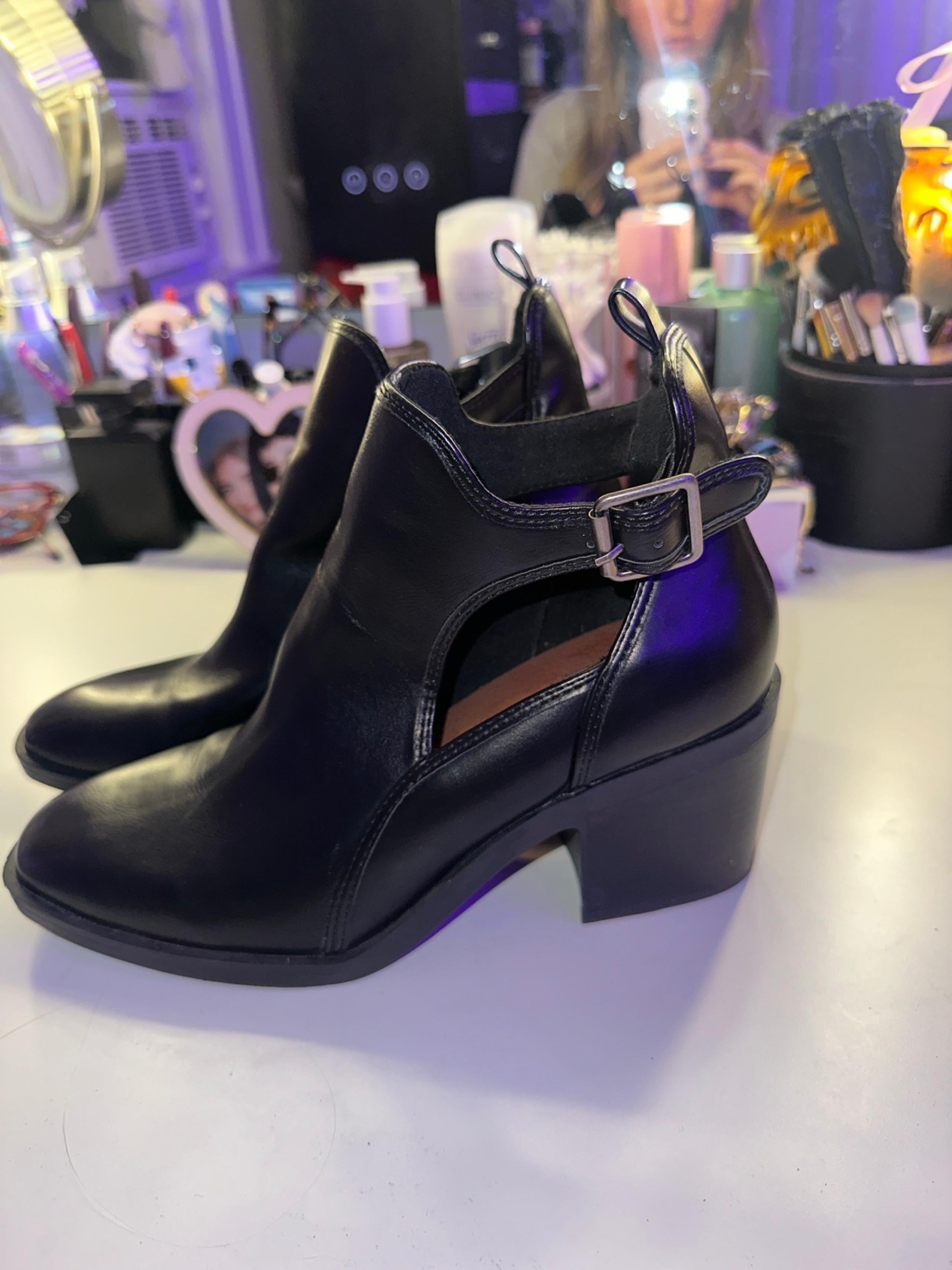 MIA Black cutout heeled booties