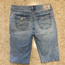 NEW 32 Riley Short Mid Rise Bermuda True Religion Blue Denim Capri Jeans