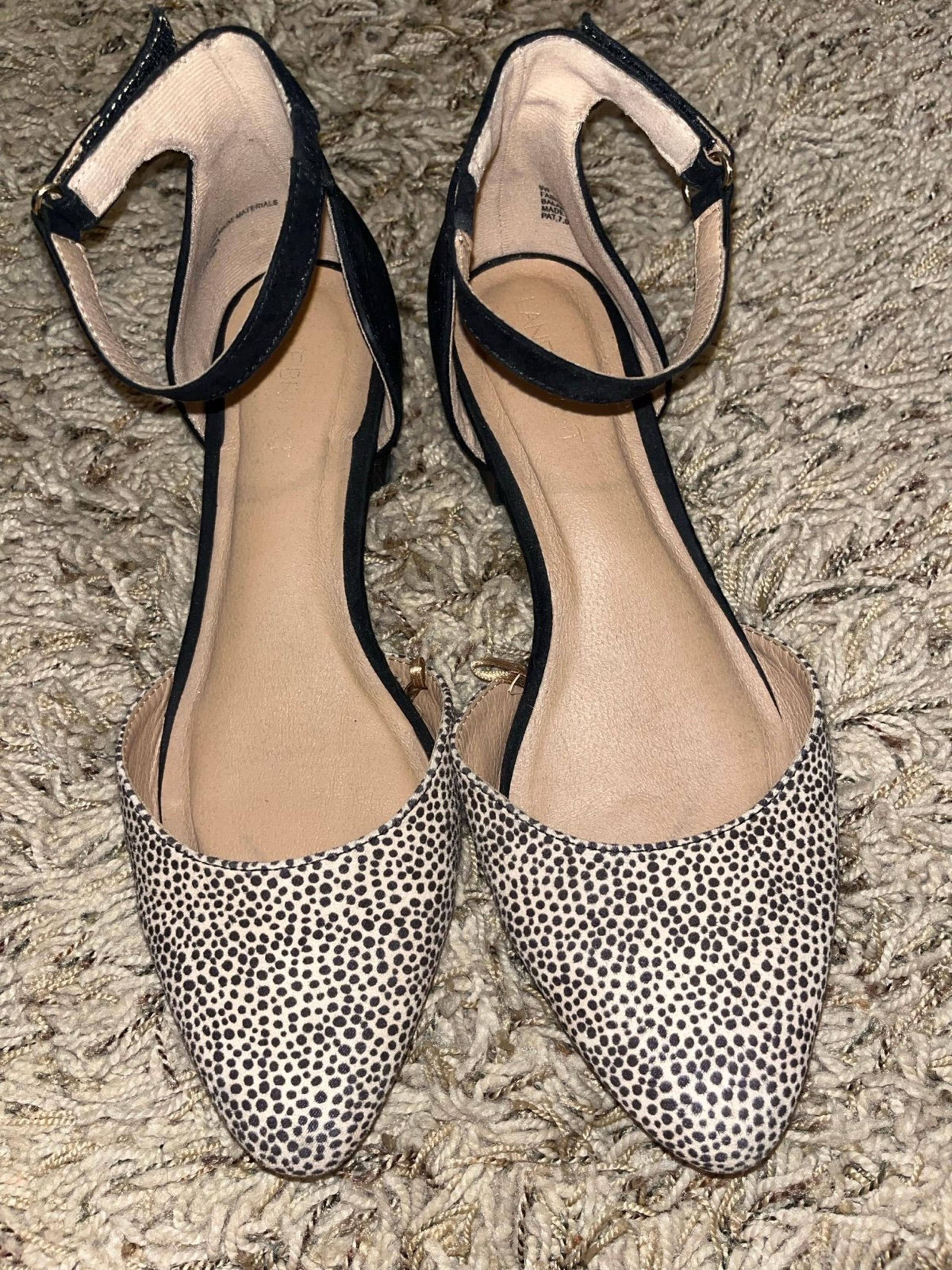 Super Cute Lane Bryant Brand Womens Shoes Size 9