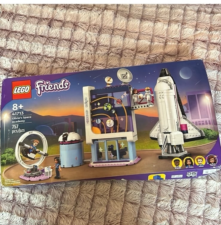 LEGO Friends 41713 Olivia's Space Academy