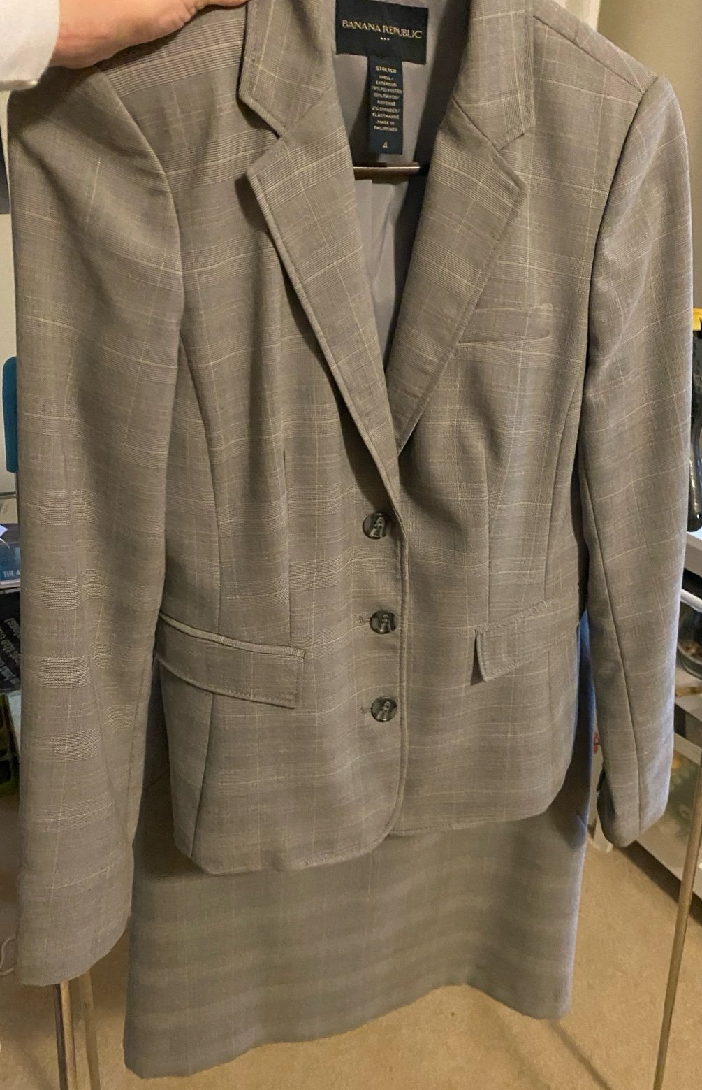 Banana Republic blazer and skirt women’s suit