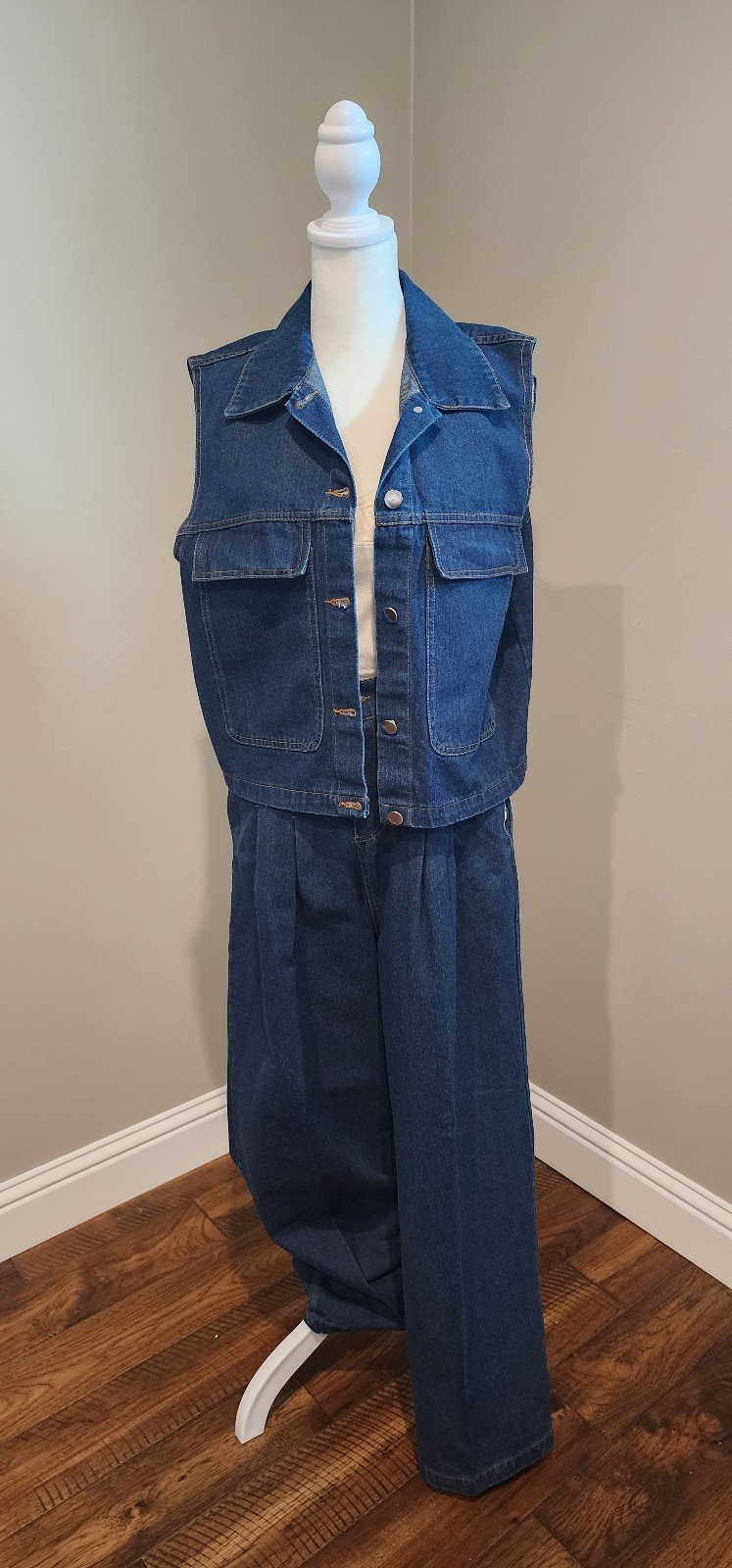 Stylish Soft Denim Sleeveless Jacket and Wide Leg Jeans Set, Free Size