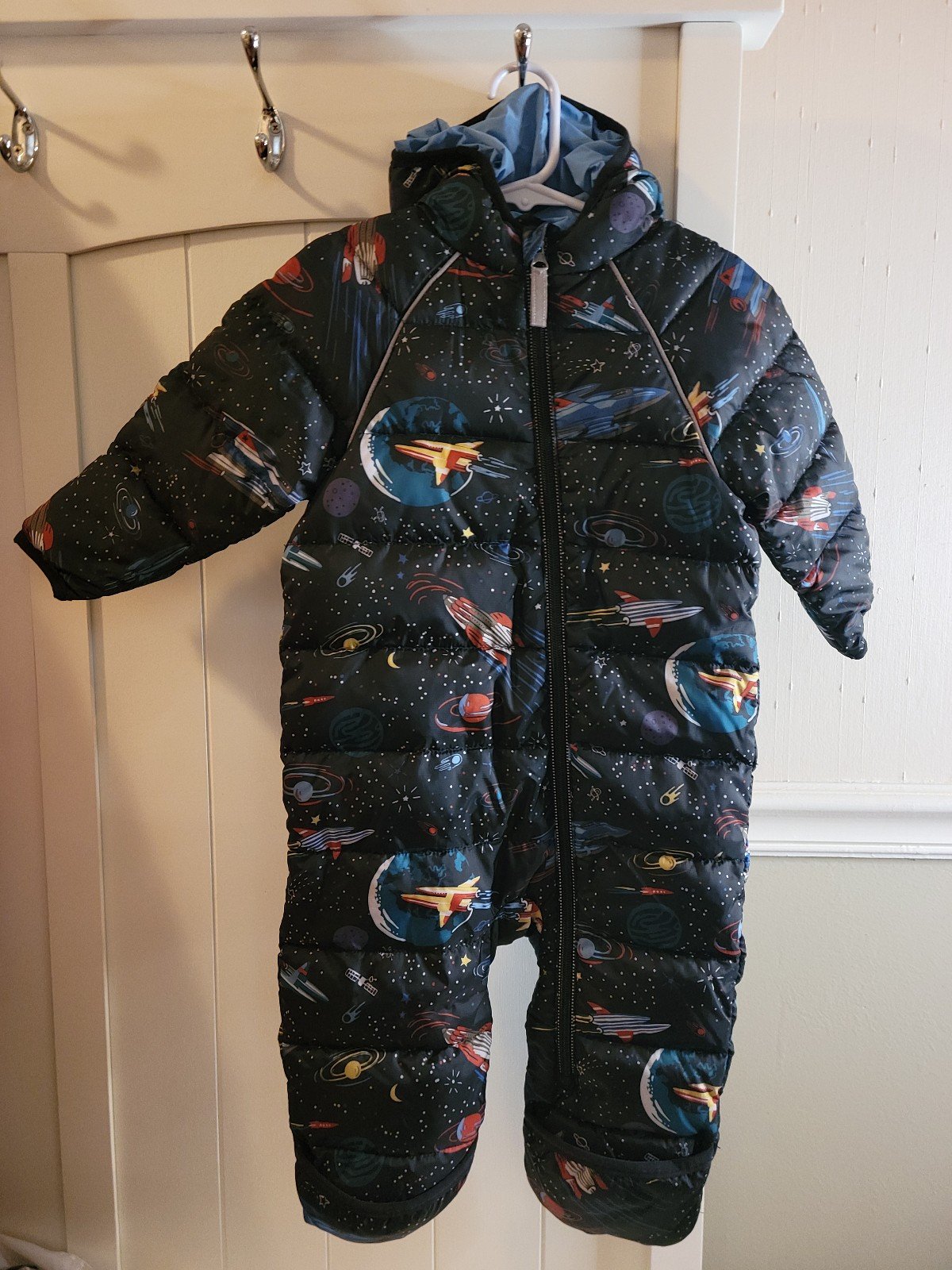 NWOT 18-24m Hanna andersson space solar system planet snowsuit